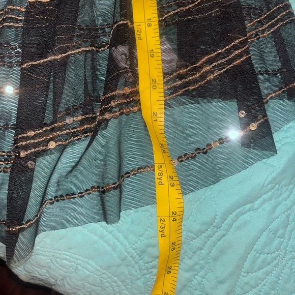 NWT!! C&V Chelsea & Violet Top Black Sheer Gold Sequin Sleeveless Blouse - Picture 10 of 10